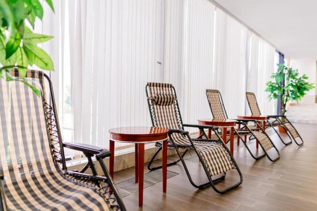 Shera Inn Hotel Almatı Dış mekan fotoğraf