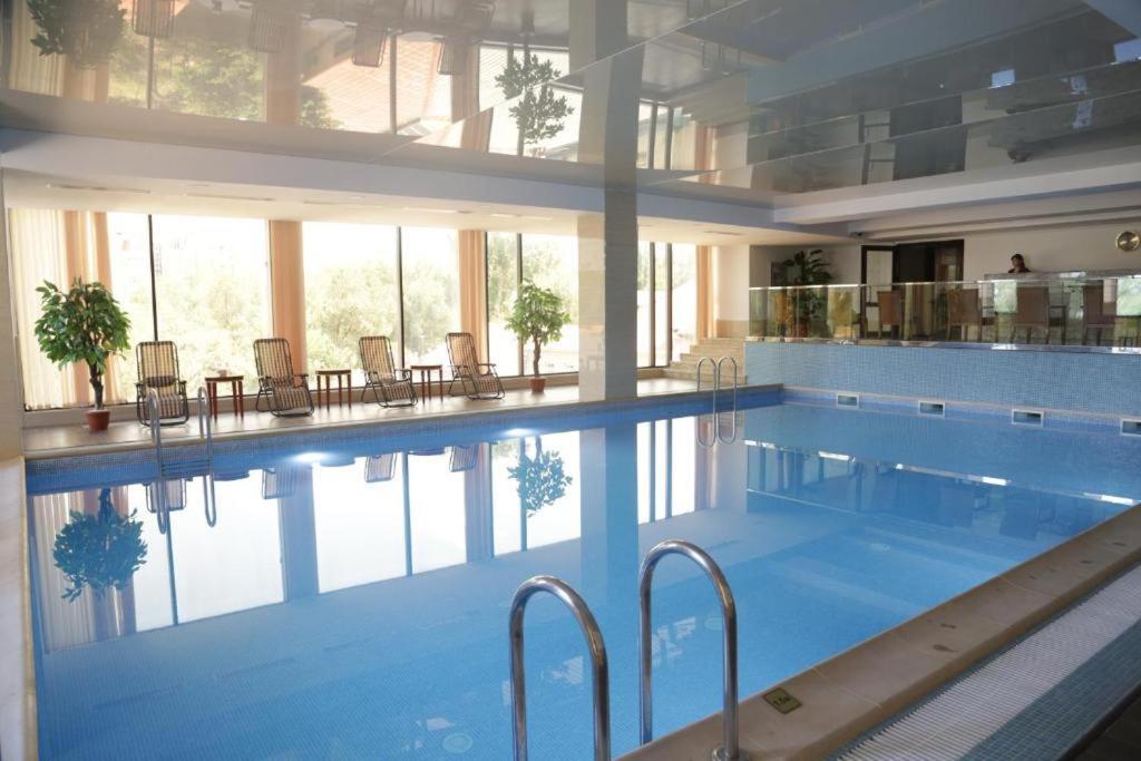 Shera Inn Hotel Almatı Dış mekan fotoğraf
