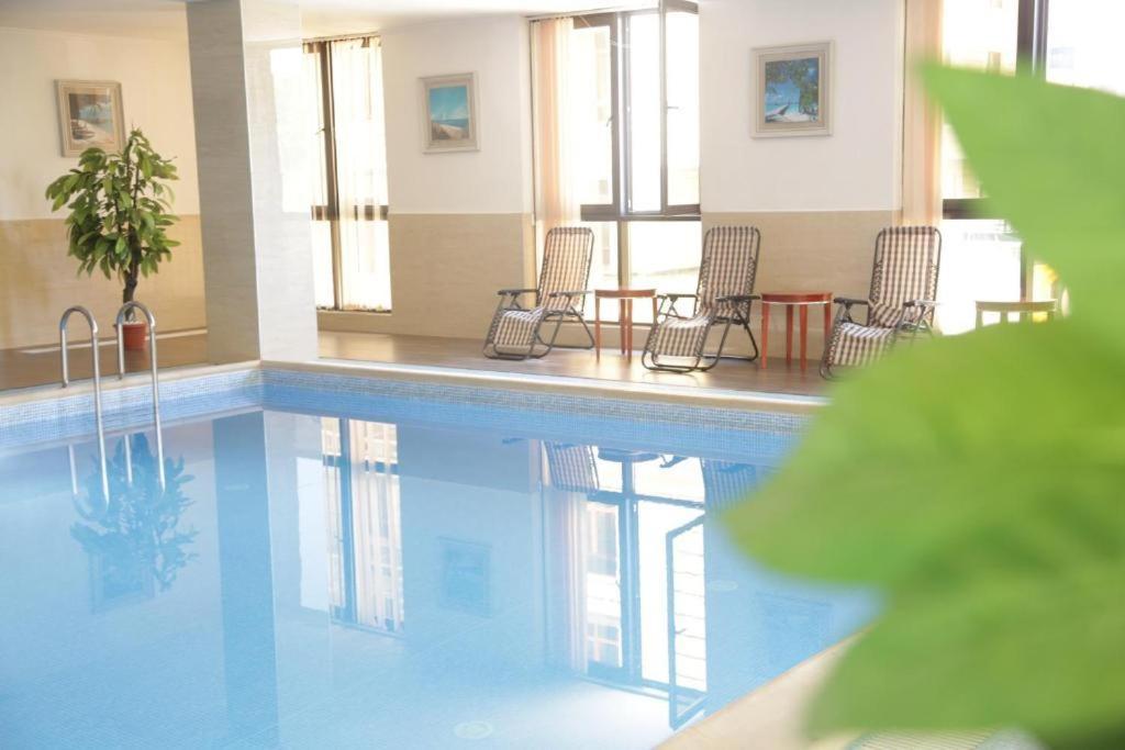 Shera Inn Hotel Almatı Dış mekan fotoğraf