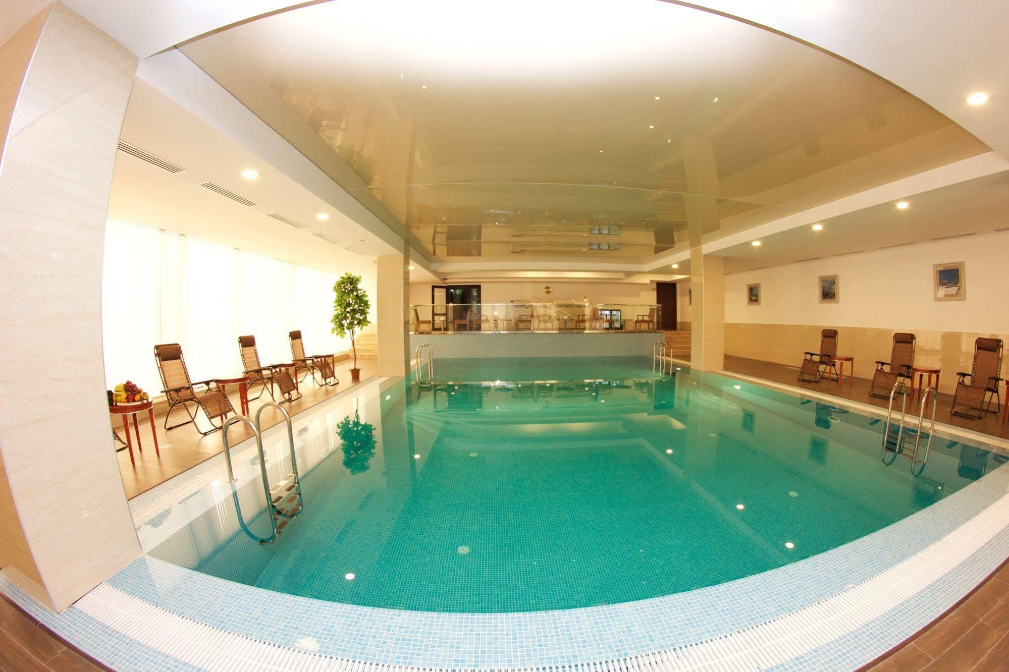 Shera Inn Hotel Almatı Dış mekan fotoğraf