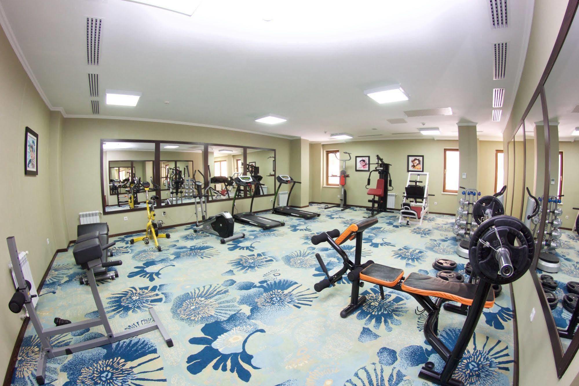 Shera Inn Hotel Almatı Dış mekan fotoğraf